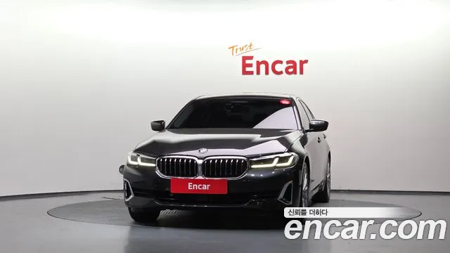 BMW 5 серии 2020 thumb 3