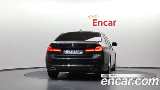 BMW 5 серии 2020 thumb 4