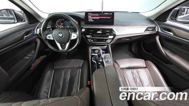 BMW 5 серии 2020 thumb 7