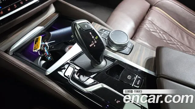 BMW 5 серии 2020 thumb 9