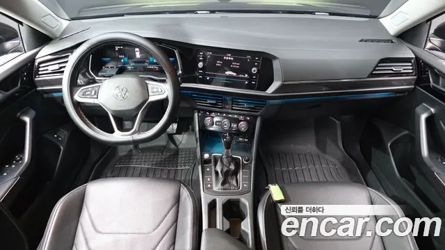 Volkswagen Jetta 2024 thumb 7