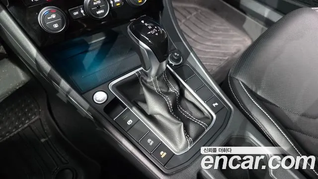 Volkswagen Jetta 2024 thumb 9
