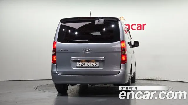 Hyundai Starex 2018 thumb 4
