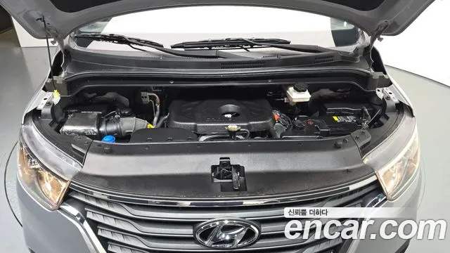 Hyundai Starex 2018 thumb 6