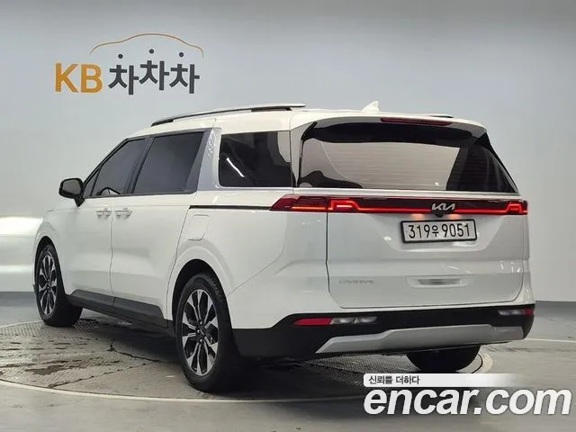 Kia Carnival 2022 thumb 2