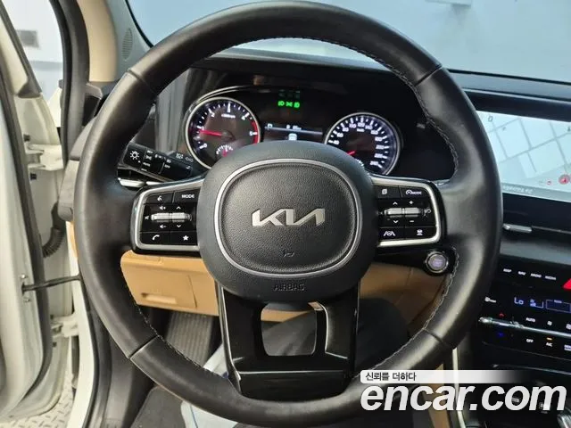 Kia Carnival 2022 thumb 9