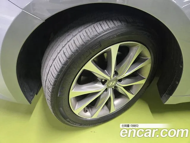 Hyundai Grandeur 2014 thumb 5