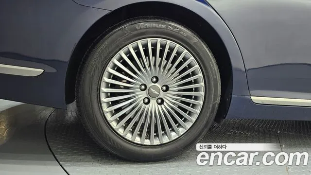 Genesis G90 2020 thumb 5