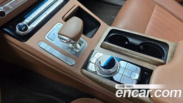 Genesis G90 2020 thumb 9