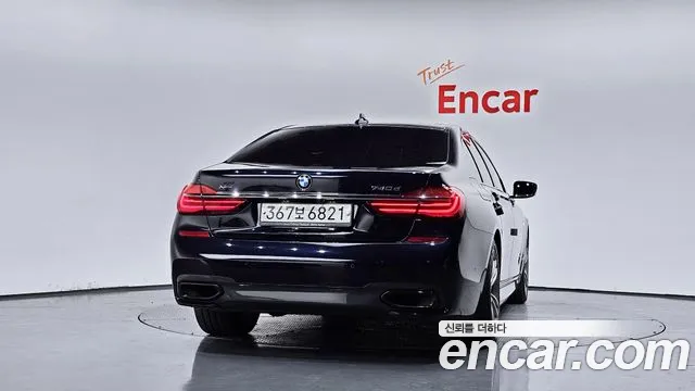 BMW 7 серии 2017 thumb 4
