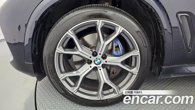 BMW X5 2021 thumb 5