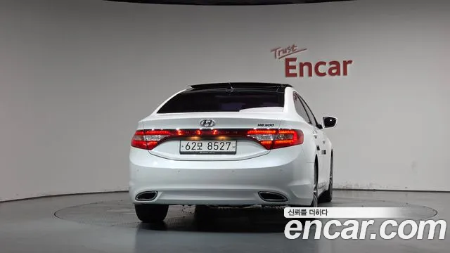 Hyundai Grandeur 2014 thumb 3