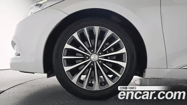 Hyundai Grandeur 2014 thumb 4
