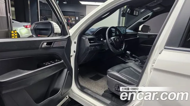 KG_Mobility_Ssangyong Rexton 2023 thumb 10