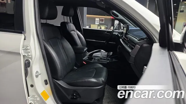 KG_Mobility_Ssangyong Rexton 2023 thumb 11