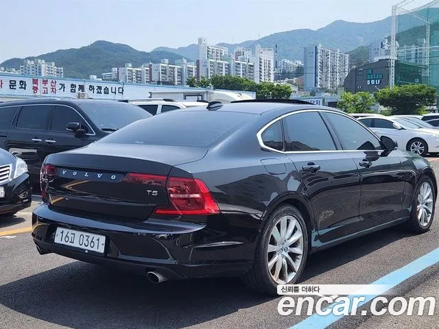 Volvo S90 2016 thumb 4