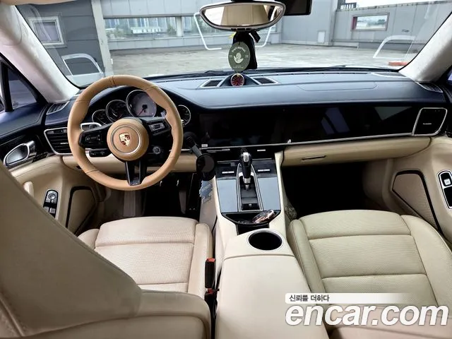Porsche Panamera 2009 thumb 6