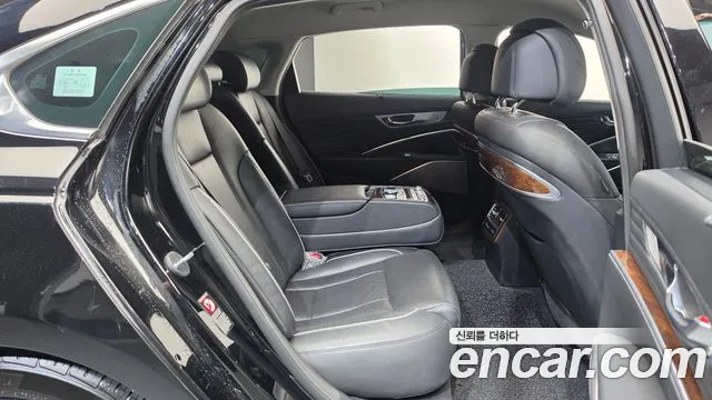 Kia K9 2018 thumb 12