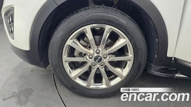 Kia Sorento 2016 thumb 5