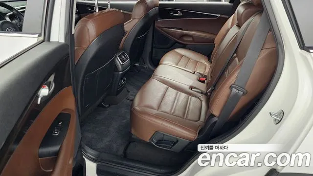 Kia Sorento 2016 thumb 11