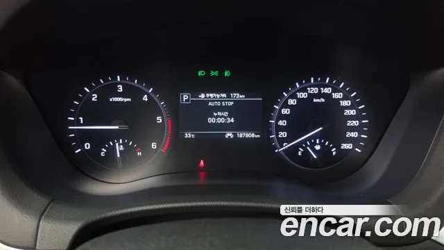 Genesis G80 2018 thumb 8