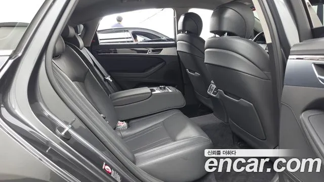 Genesis G80 2018 thumb 12