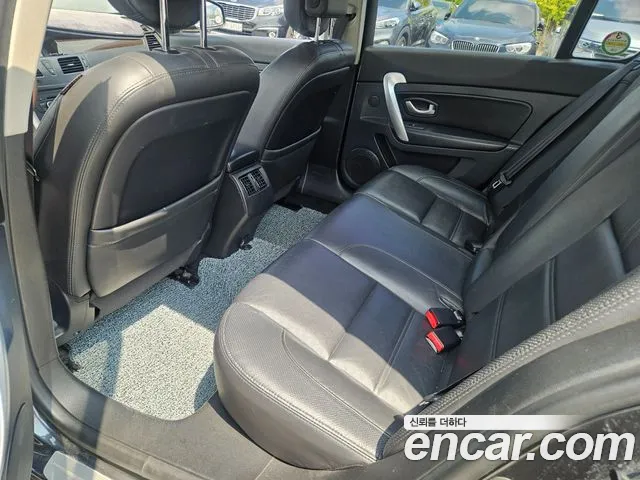Renault SM5 2013 thumb 9