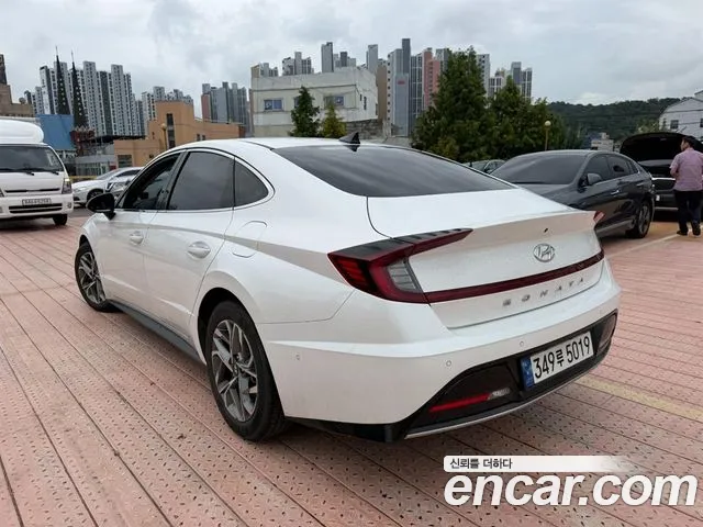 Hyundai Sonata 2022 thumb 2