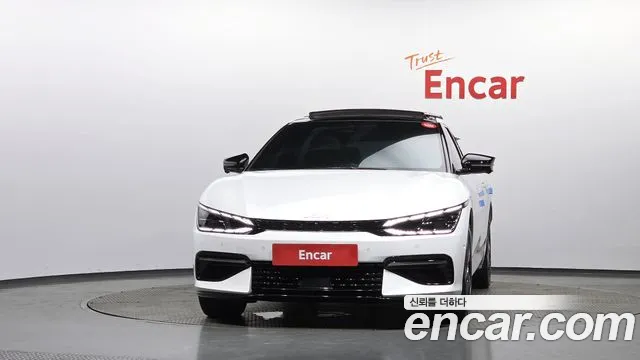 Kia EV6 2022 thumb 3