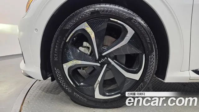 Kia EV6 2022 thumb 5