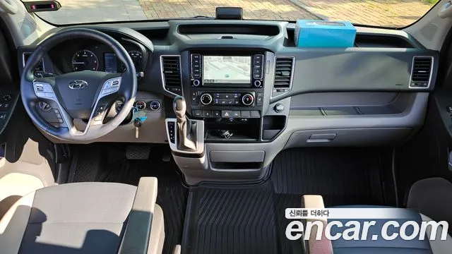 Hyundai Staria 2024 thumb 7