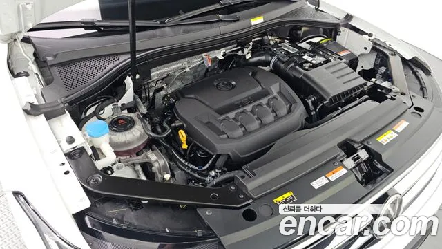 Volkswagen Tiguan 2023 thumb 6