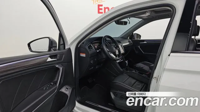 Volkswagen Tiguan 2023 thumb 10