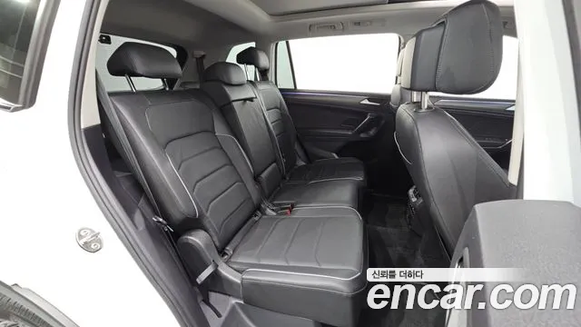 Volkswagen Tiguan 2023 thumb 11
