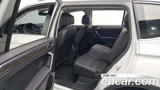 Volkswagen Tiguan 2023 thumb 12