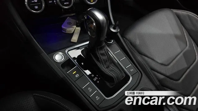 Volkswagen Jetta 2021 thumb 8