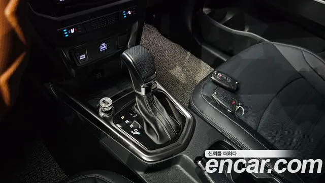 KG_Mobility_Ssangyong TIBOLI 2025 thumb 9