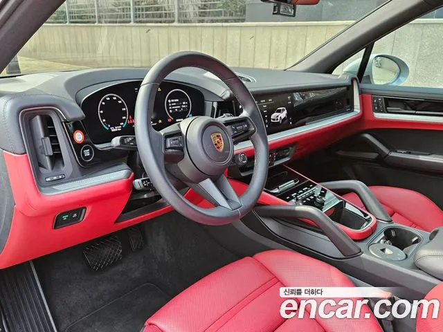 Porsche Cayenne 2024 thumb 7