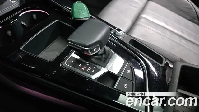 Audi A4 2021 thumb 9