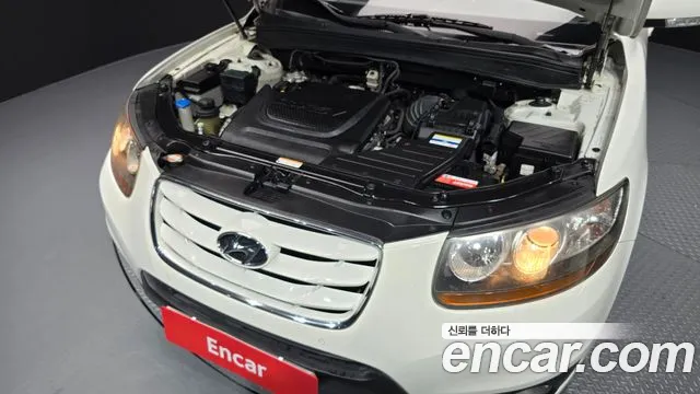Hyundai Santa Fe 2011 thumb 6
