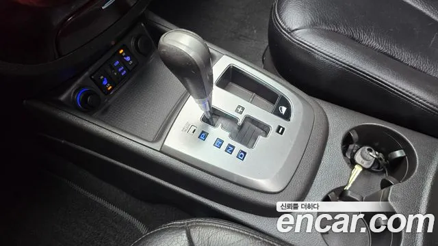 Hyundai Santa Fe 2011 thumb 9