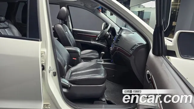 Hyundai Santa Fe 2011 thumb 11