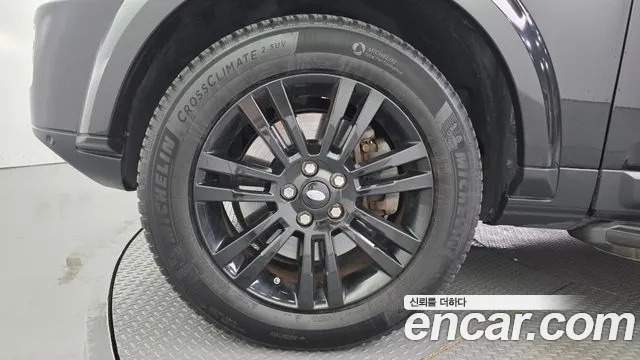 Land Rover Discovery 2016 thumb 5