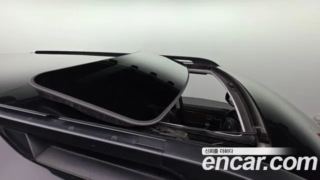 Land Rover Discovery 2016 thumb 11