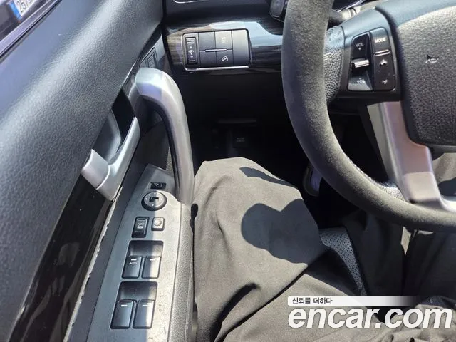 Kia Sorento 2009 thumb 10