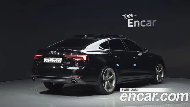 Audi A5 2019 thumb 2