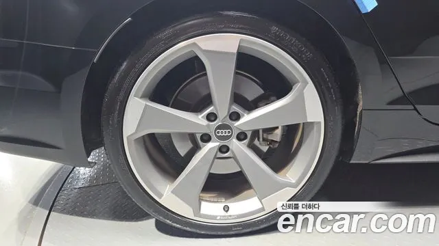 Audi A5 2019 thumb 5