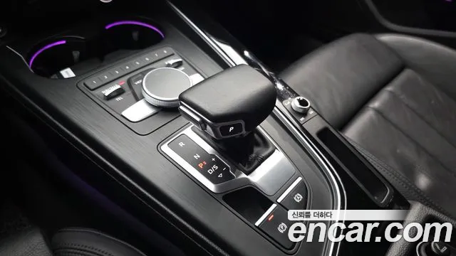 Audi A5 2019 thumb 9
