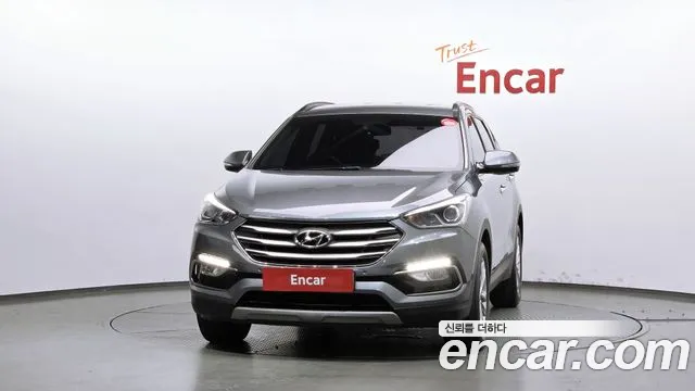 Hyundai Santa Fe 2018 thumb 3