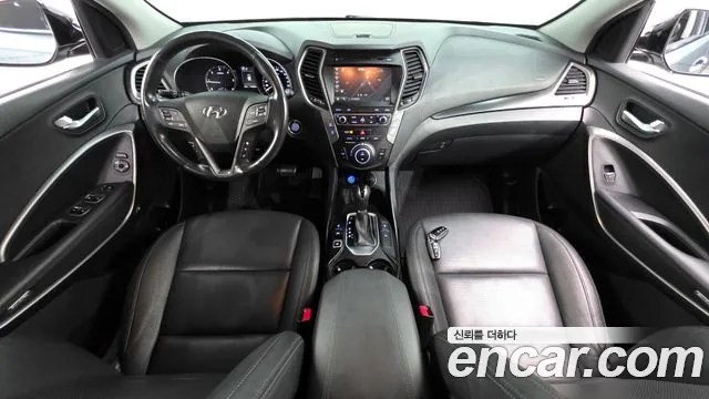 Hyundai Santa Fe 2018 thumb 7
